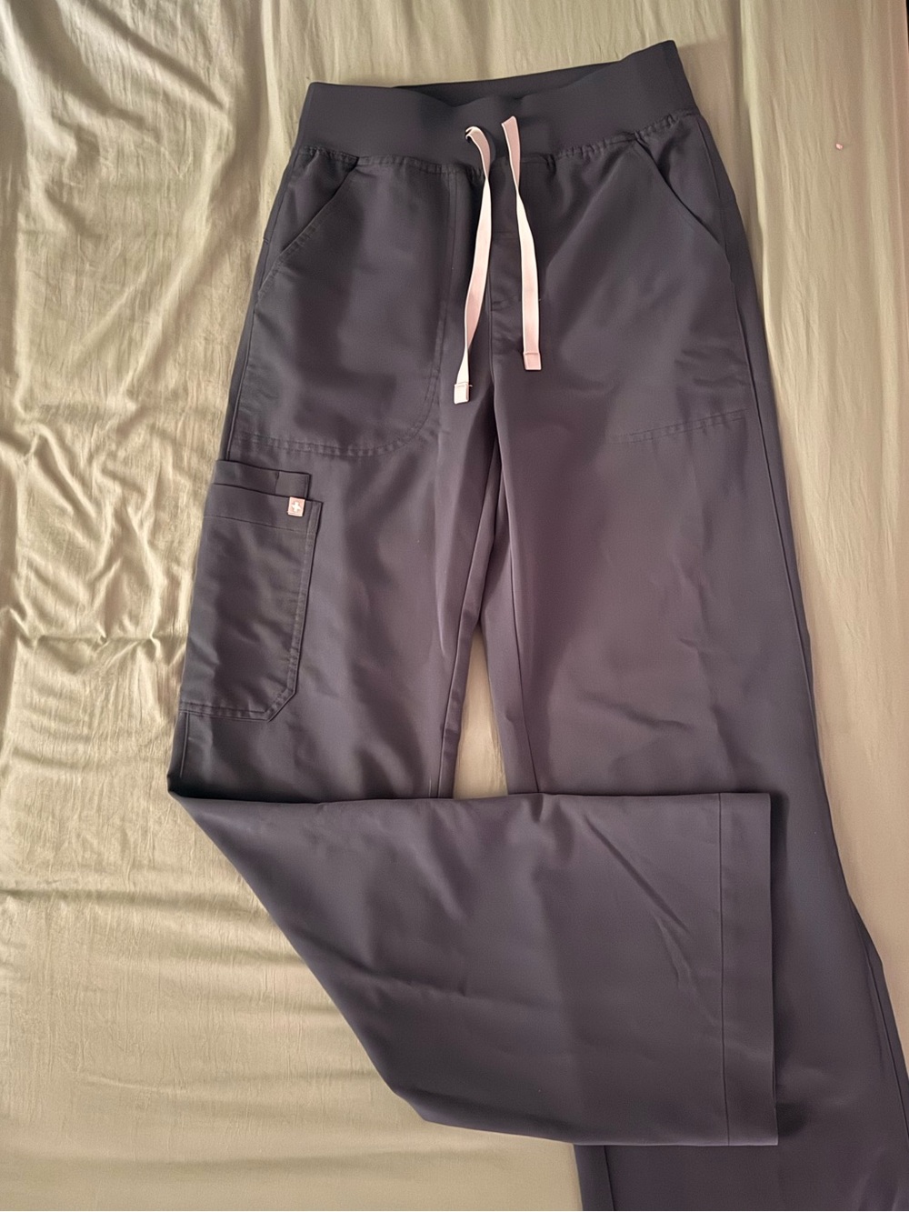 FIGS ISABEL WIDE LEG SCRUB PANT - DARK HARBOR - SMALL TALL